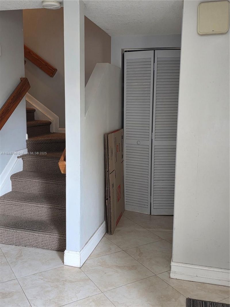 1084 SE 13th Ave, Homestead, FL 33035 Photo