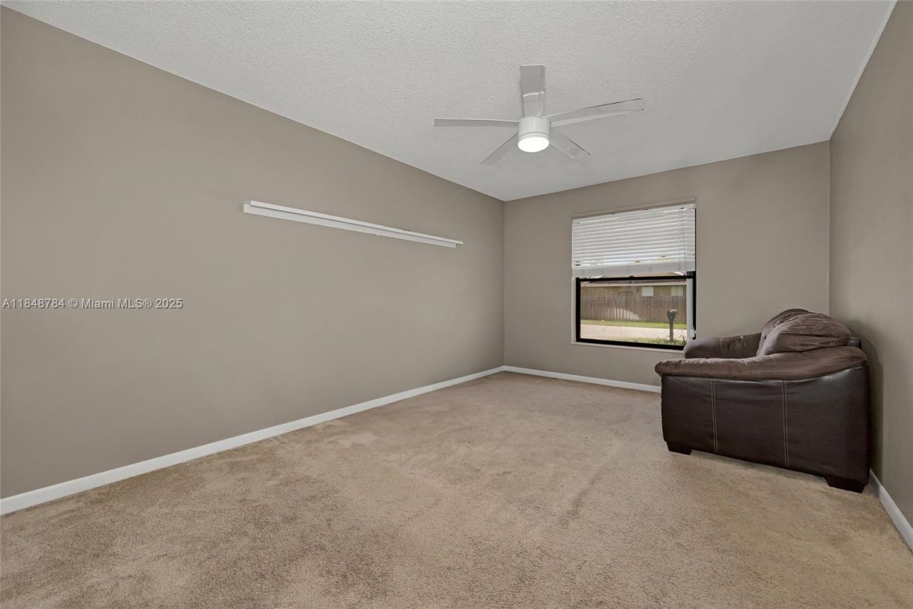 7921 NW 90th Ave, Tamarac, FL 33321 Photo