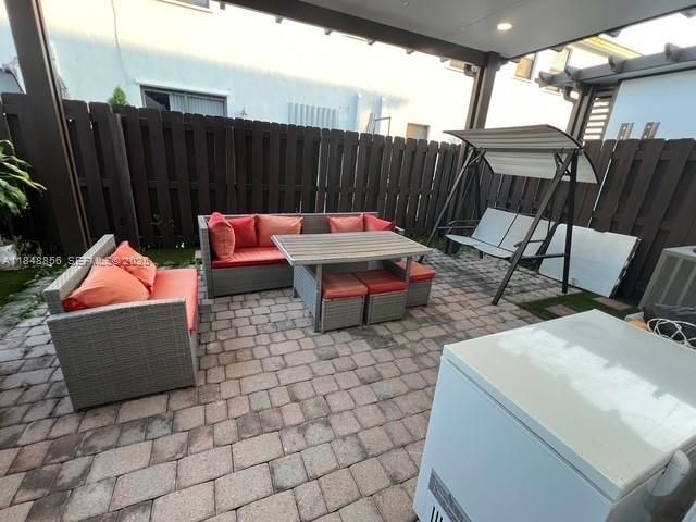 11290 NW 88th Ter, Doral, FL 33178 Photo