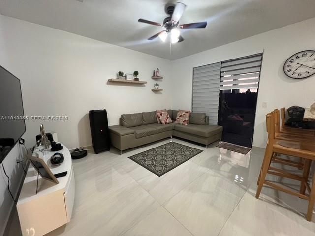 11290 NW 88th Ter, Doral, FL 33178 Photo