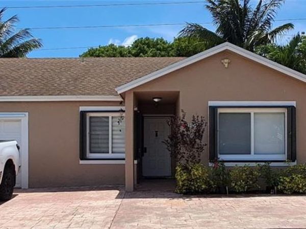 13402 SW 116th Pl, Miami, FL 33176