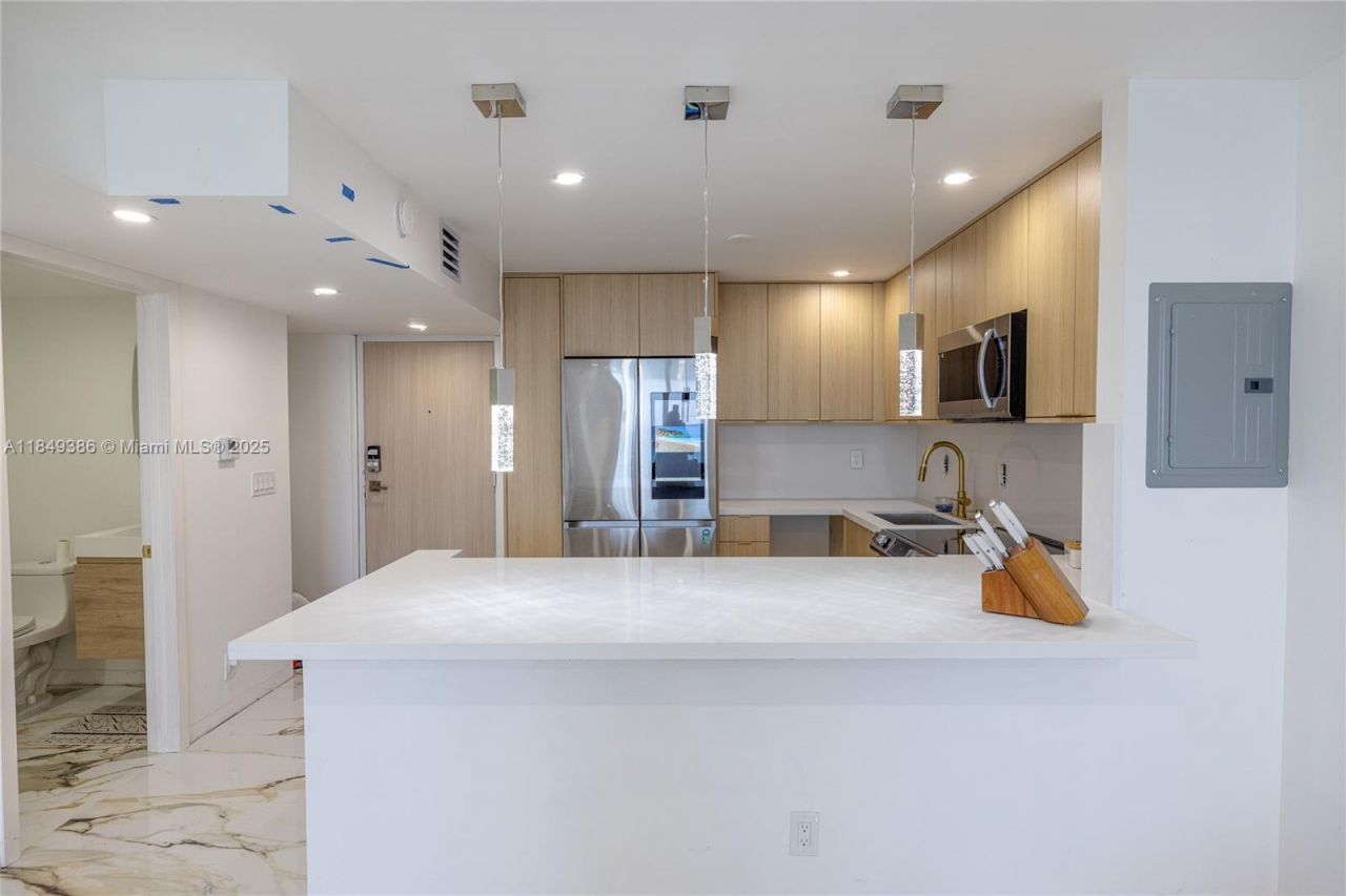 400 N Surf Rd, Unit 1002, Hollywood, FL 33019 Photo