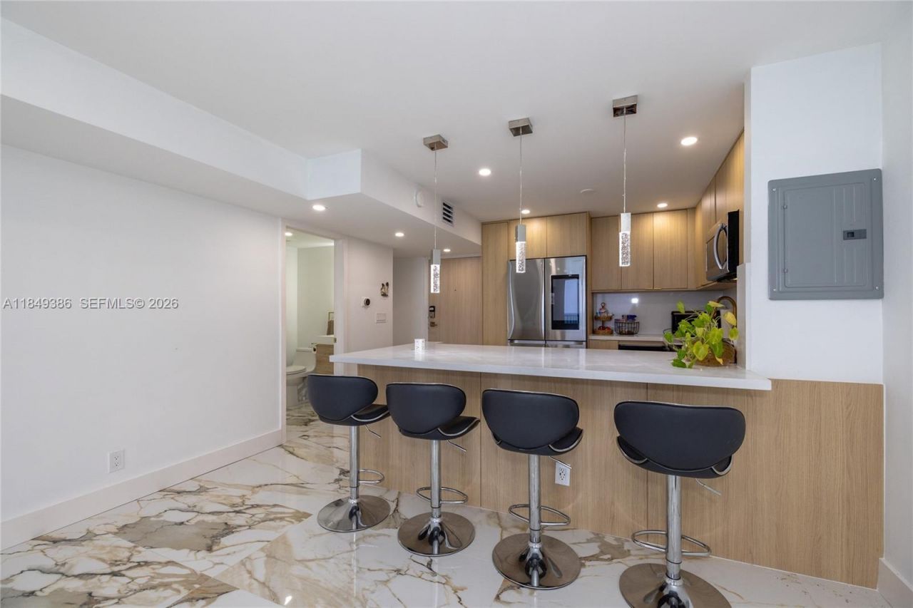 400 N Surf Rd, Unit 1002, Hollywood, FL 33019 Photo