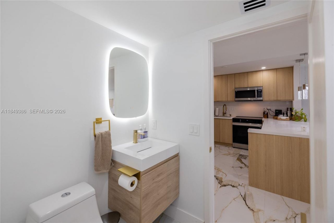 400 N Surf Rd, Unit 1002, Hollywood, FL 33019 Photo