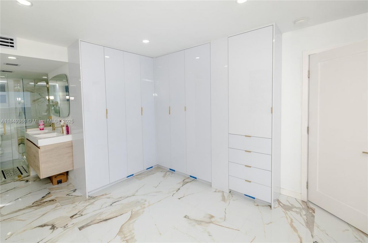 400 N Surf Rd, Unit 1002, Hollywood, FL 33019 Photo