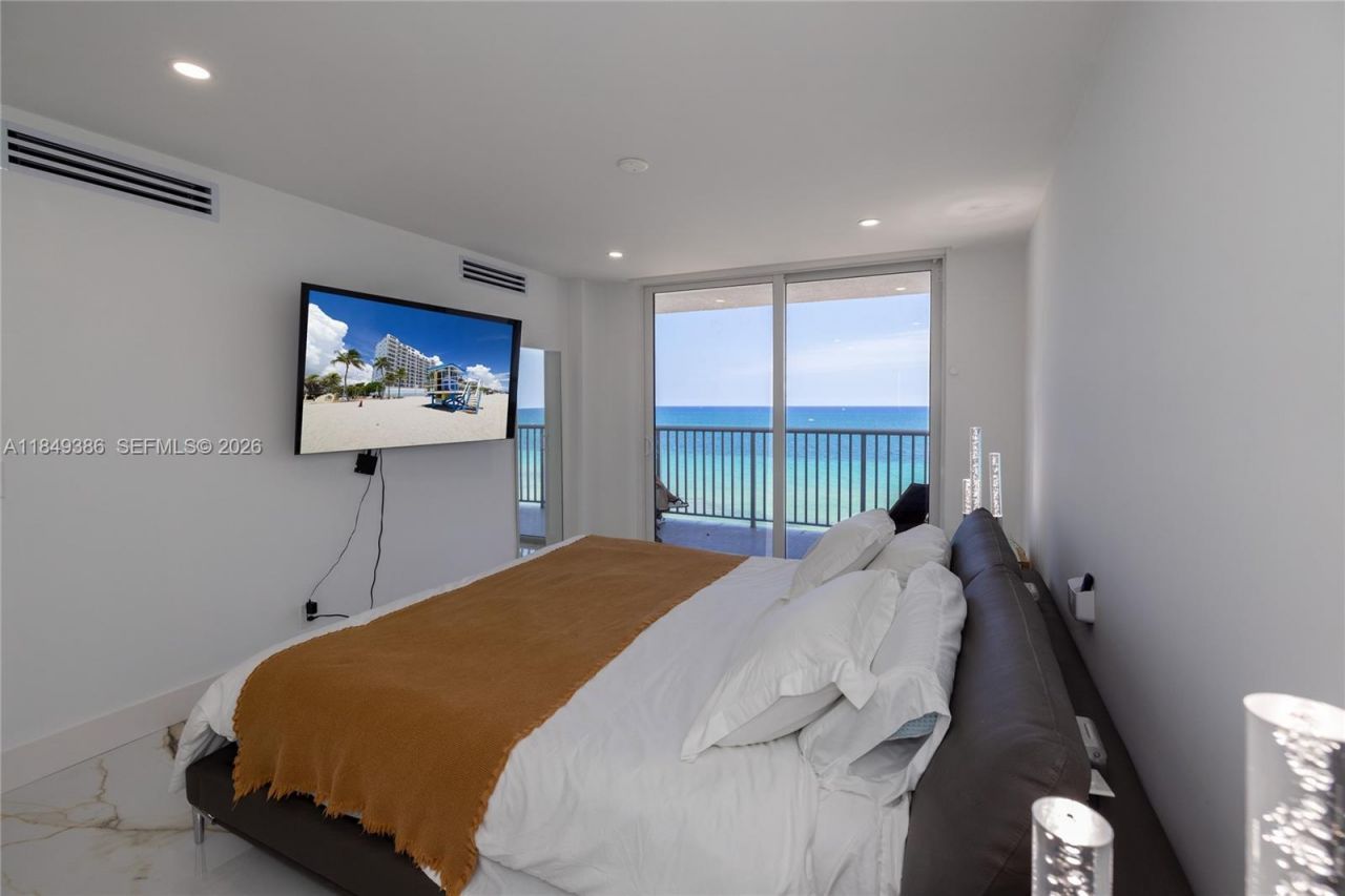 400 N Surf Rd, Unit 1002, Hollywood, FL 33019 Photo