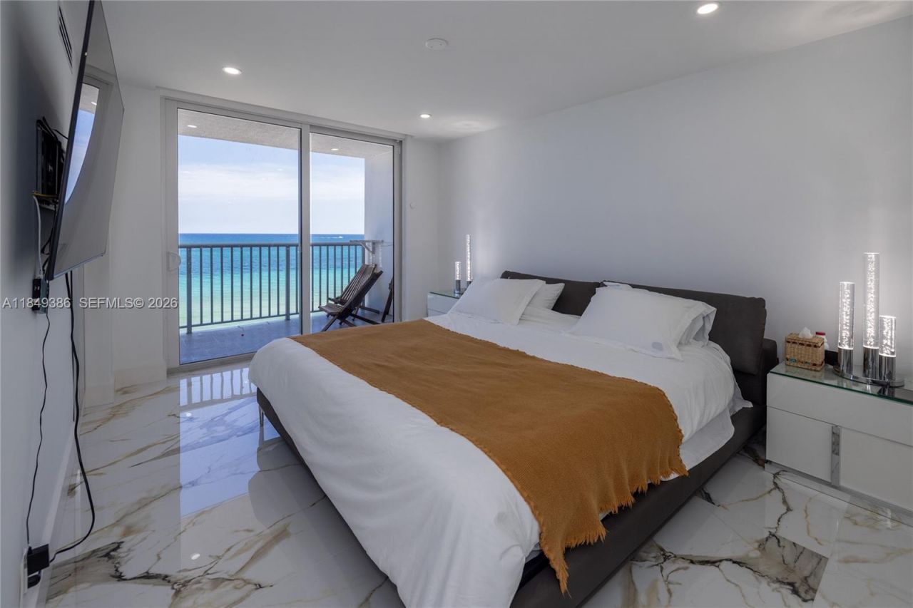 400 N Surf Rd, Unit 1002, Hollywood, FL 33019 Photo