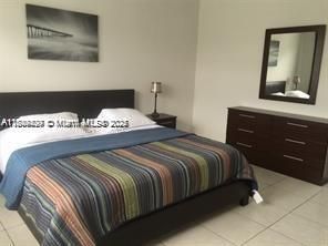 250 S Shore Dr, Unit 5, Miami Beach, FL 33141 Photo