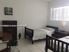 250 S Shore Dr, Unit 5, Miami Beach, FL 33141 Photo