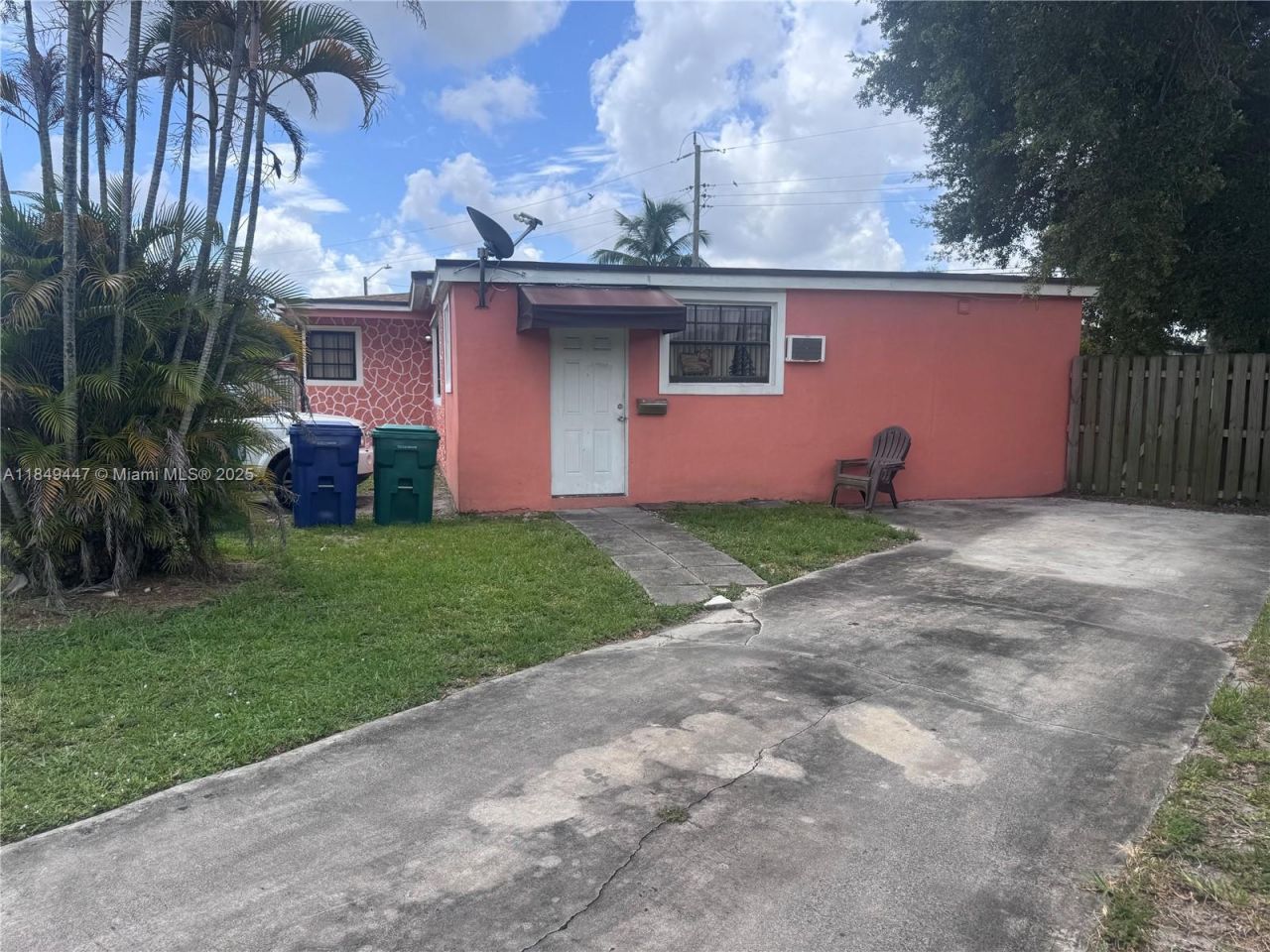 1750 NW 185th St, Miami Gardens, FL 33056 Photo