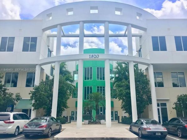 1820 N Corporate Lakes Blvd, Unit 206-7, Weston, FL 33326