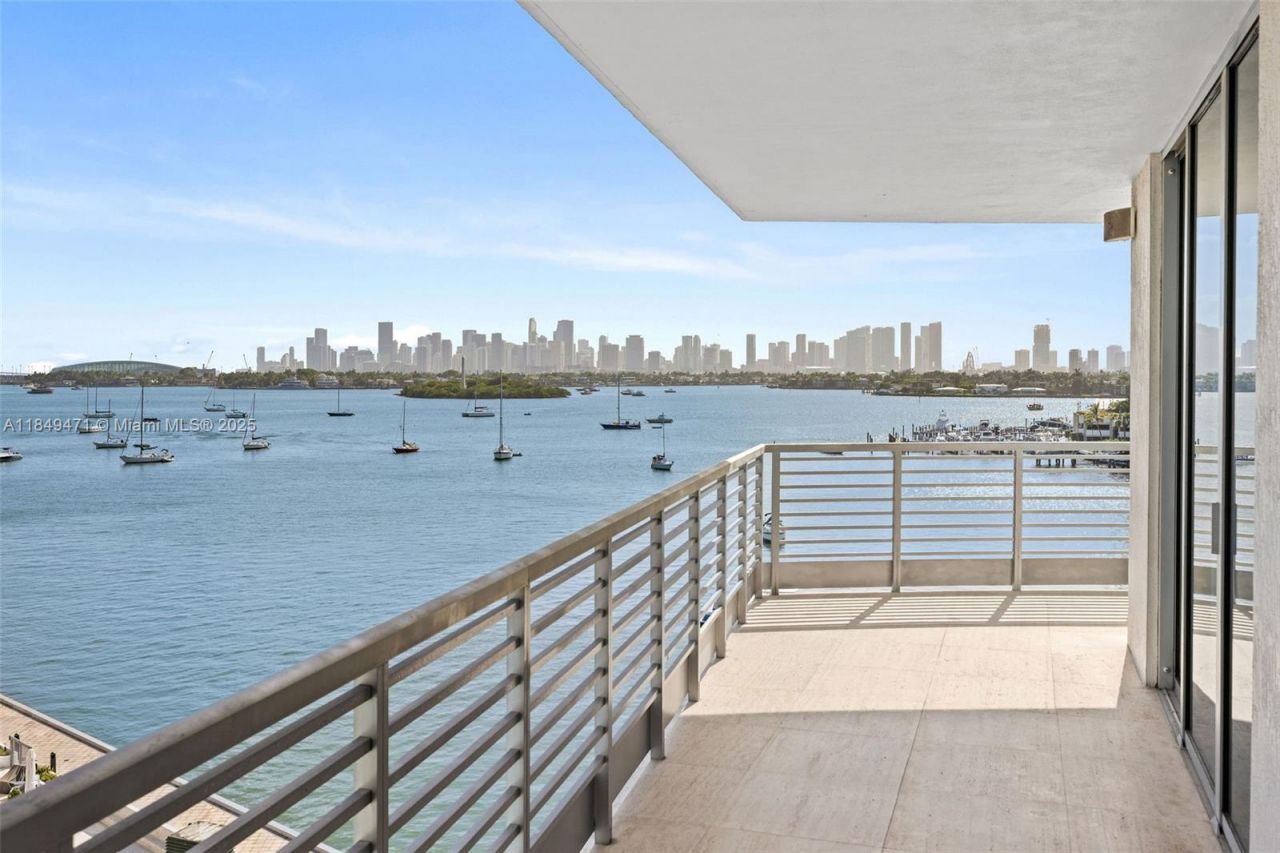 1445 16th St, Unit 602, Miami Beach, FL 33139 Photo