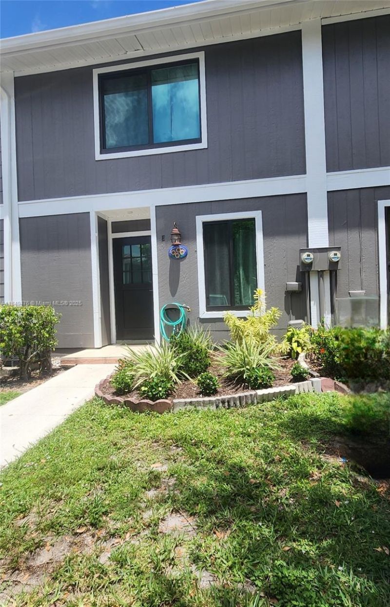 796 Hill Drive, West Palm Beach, FL 33415 Photo