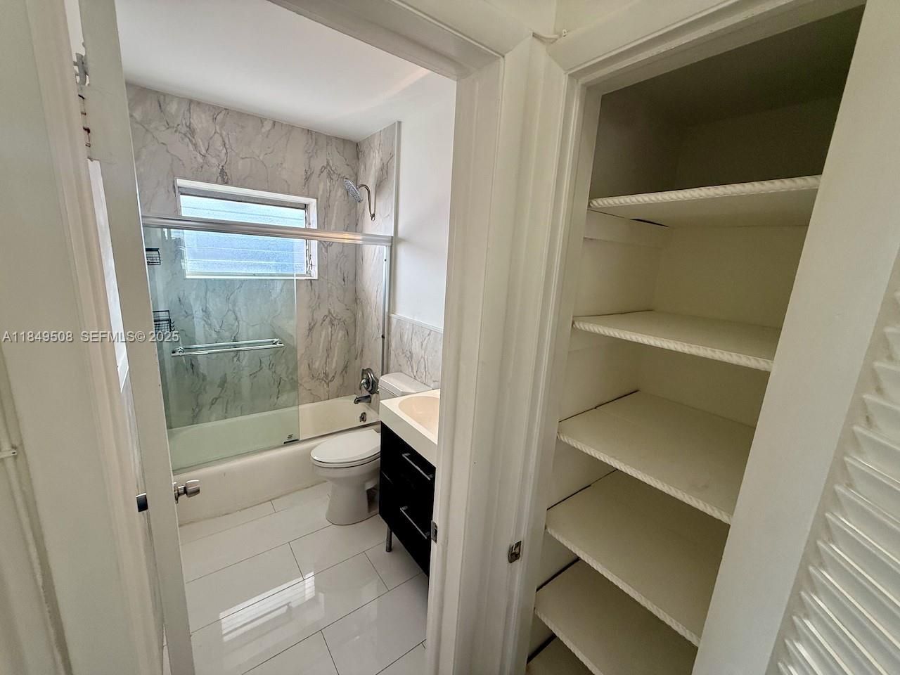 7921 East Dr, Unit 17, North Bay Village, FL 33141 Photo