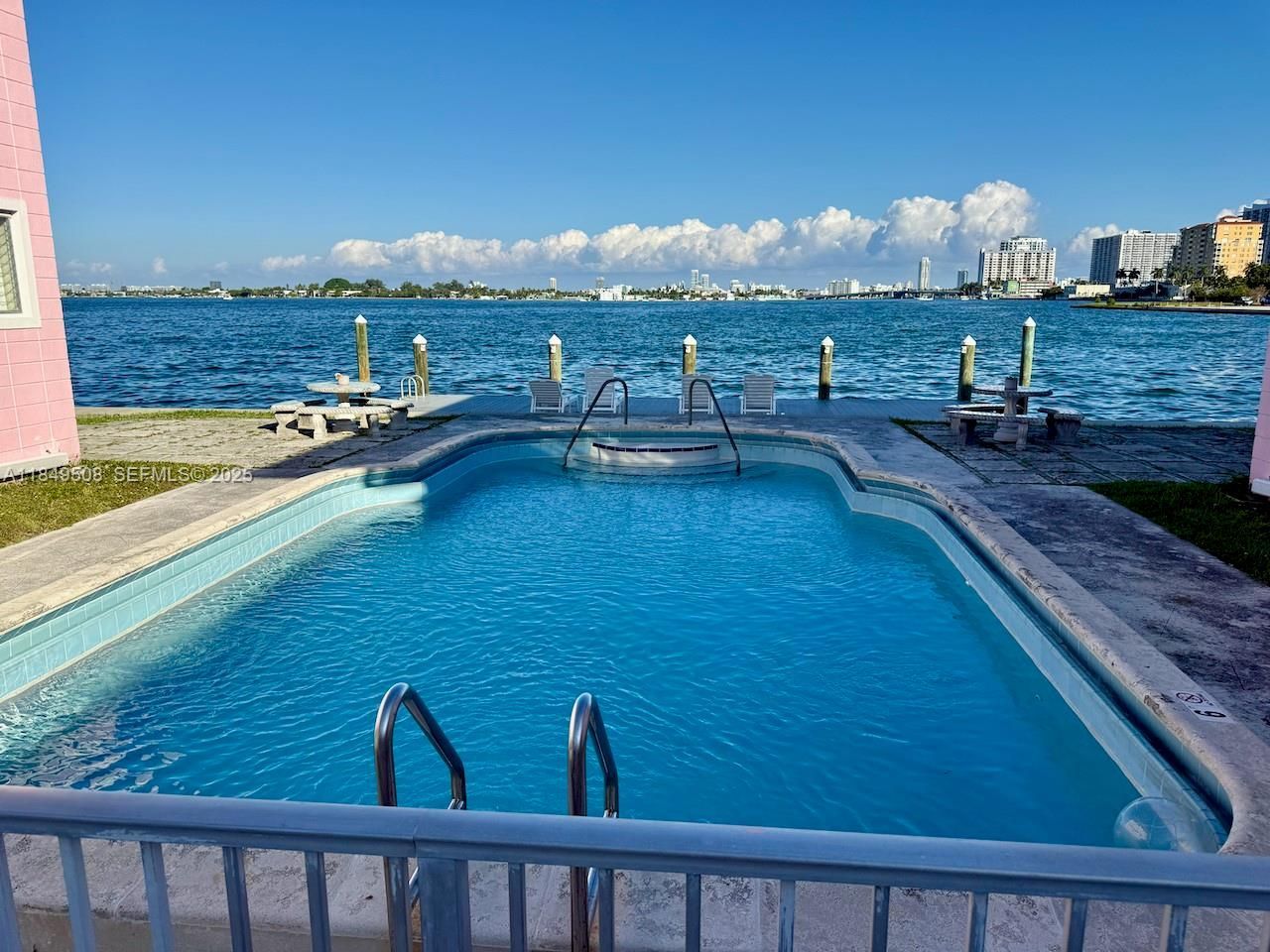 7921 East Dr, Unit 17, North Bay Village, FL 33141 Photo