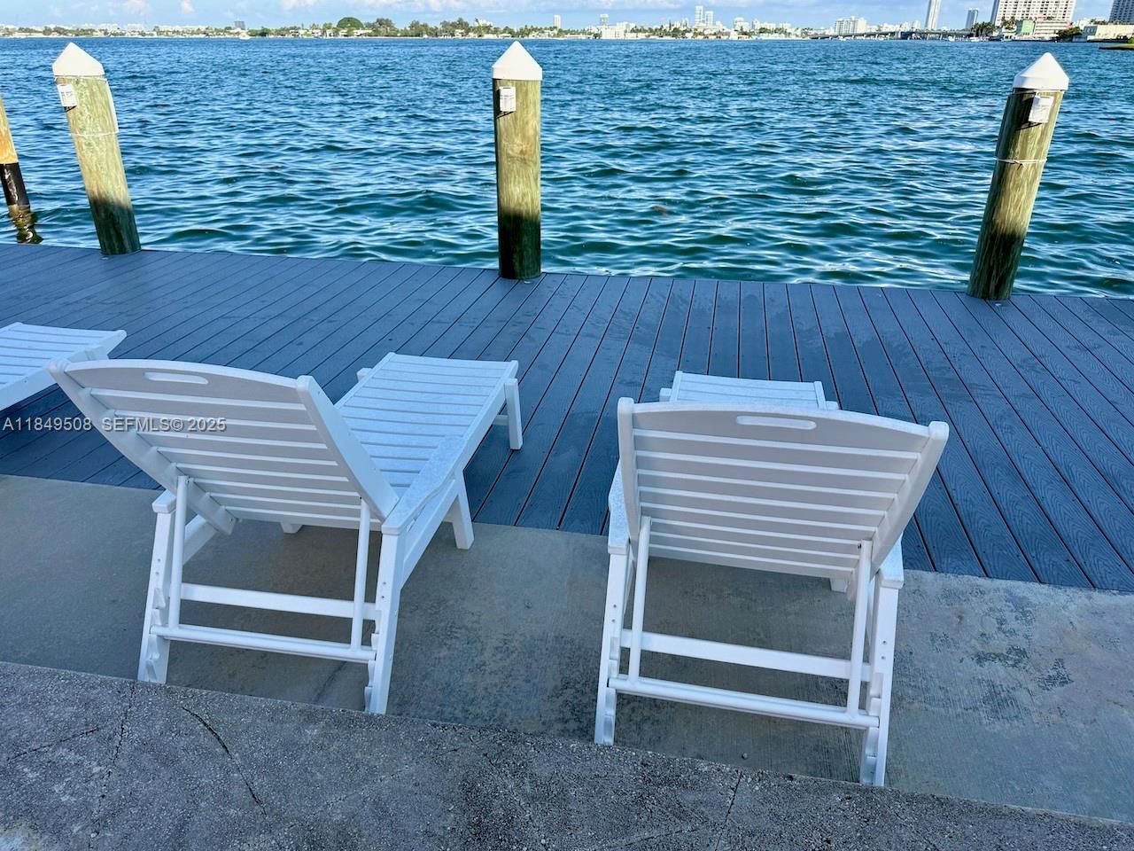 7921 East Dr, Unit 17, North Bay Village, FL 33141 Photo