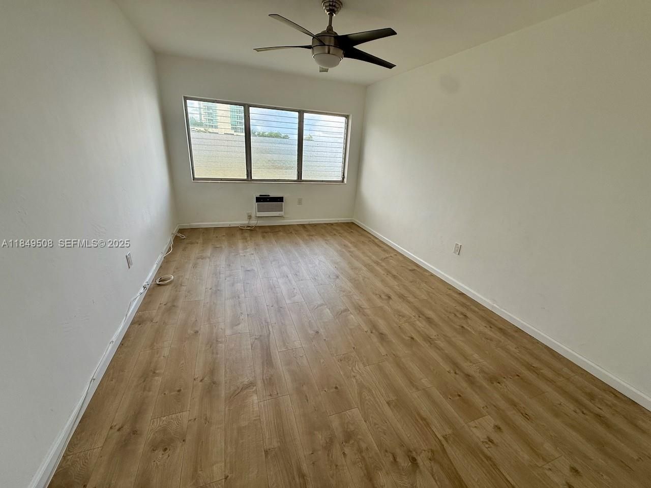 7921 East Dr, Unit 17, North Bay Village, FL 33141 Photo