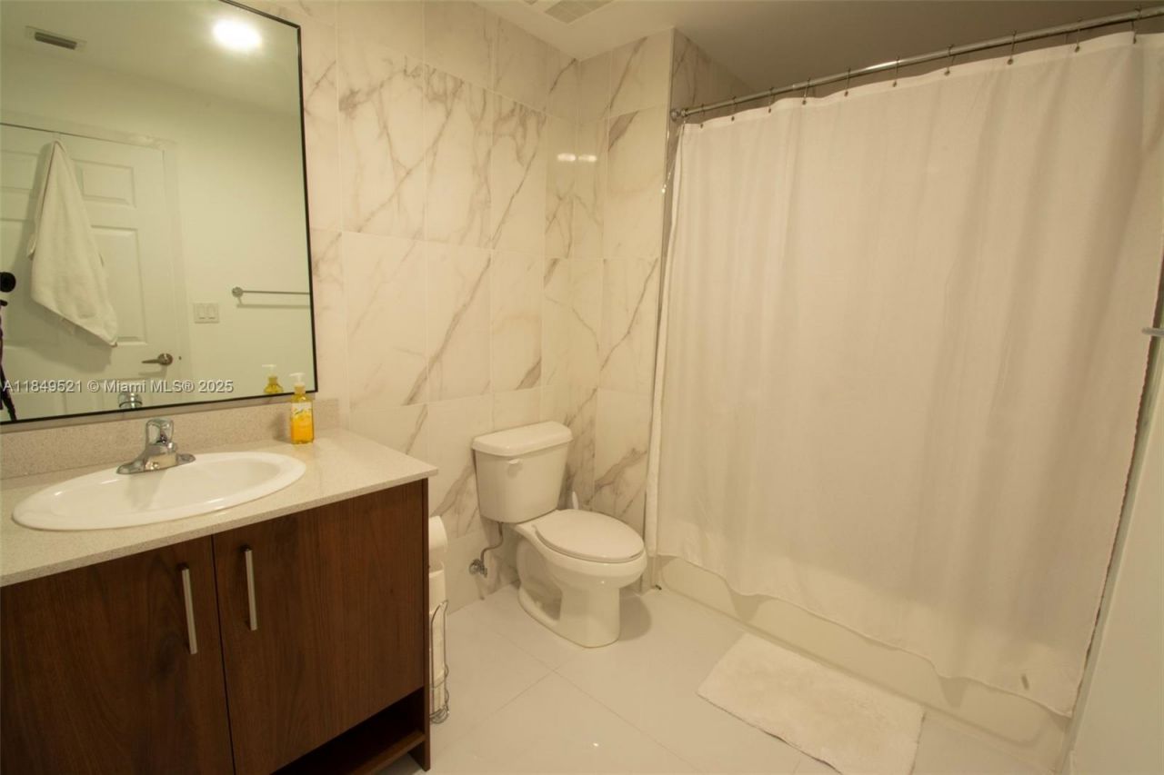 10950 NW 82nd St, Unit 405, Doral, FL 33178 Photo