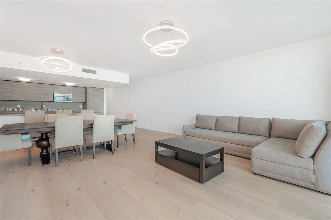 400 Sunny Isles Blvd, Unit 1819 ONE L, Sunny Isles Beach, FL 33160 Photo