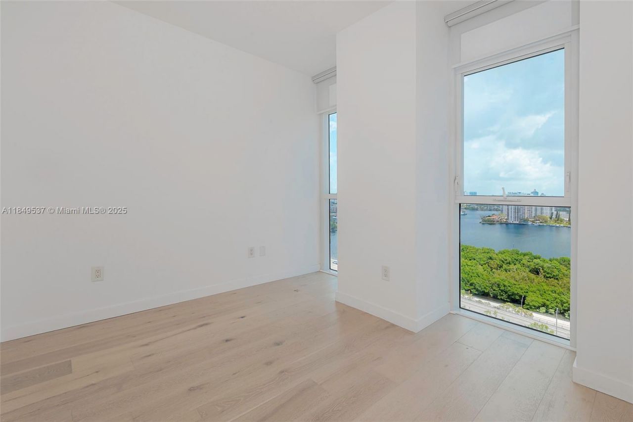 400 Sunny Isles Blvd, Unit 1819 ONE L, Sunny Isles Beach, FL 33160 Photo