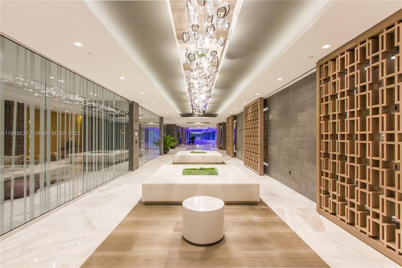 400 Sunny Isles Blvd, Unit 1819 ONE L, Sunny Isles Beach, FL 33160 Photo