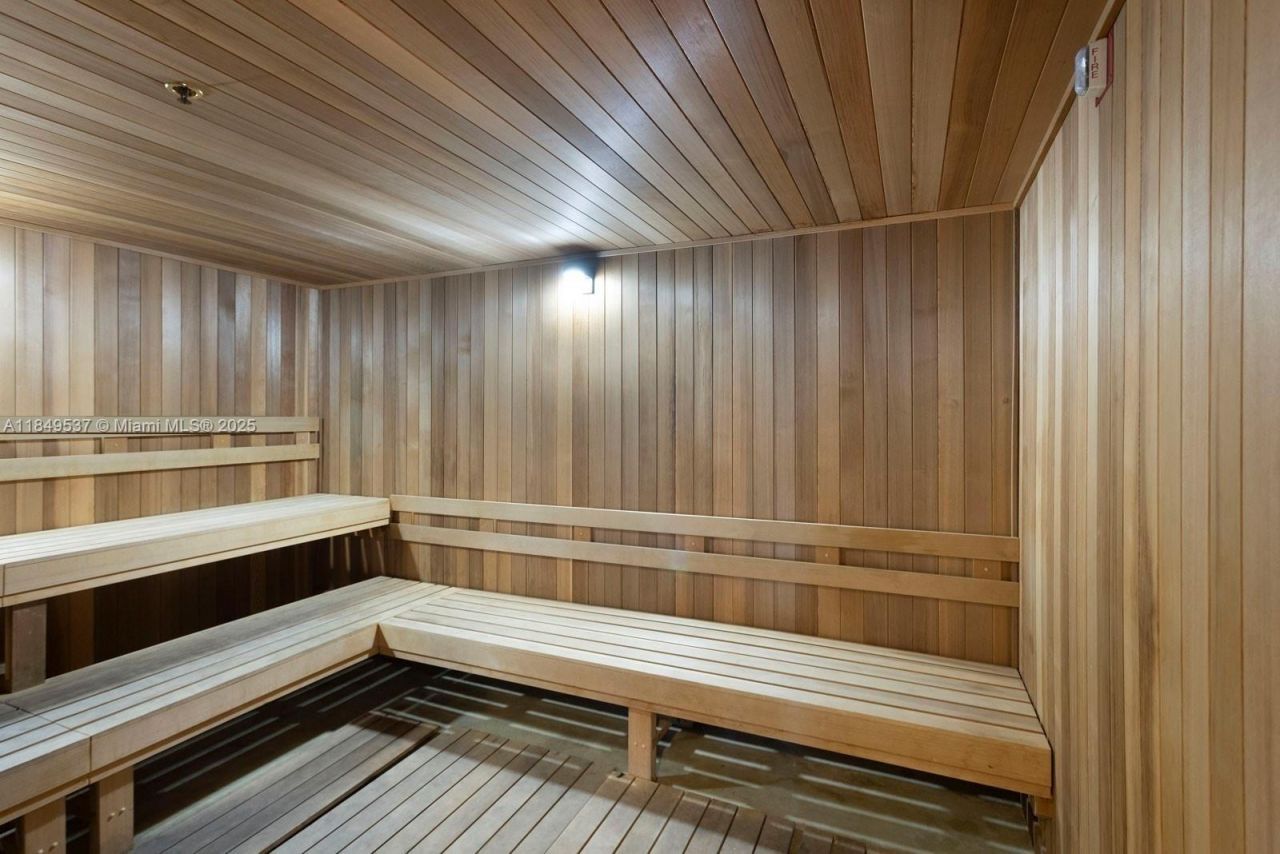 400 Sunny Isles Blvd, Unit 1819 ONE L, Sunny Isles Beach, FL 33160 Photo