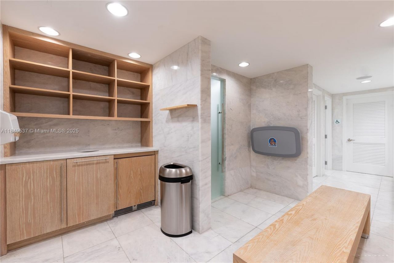 400 Sunny Isles Blvd, Unit 1819 ONE L, Sunny Isles Beach, FL 33160 Photo