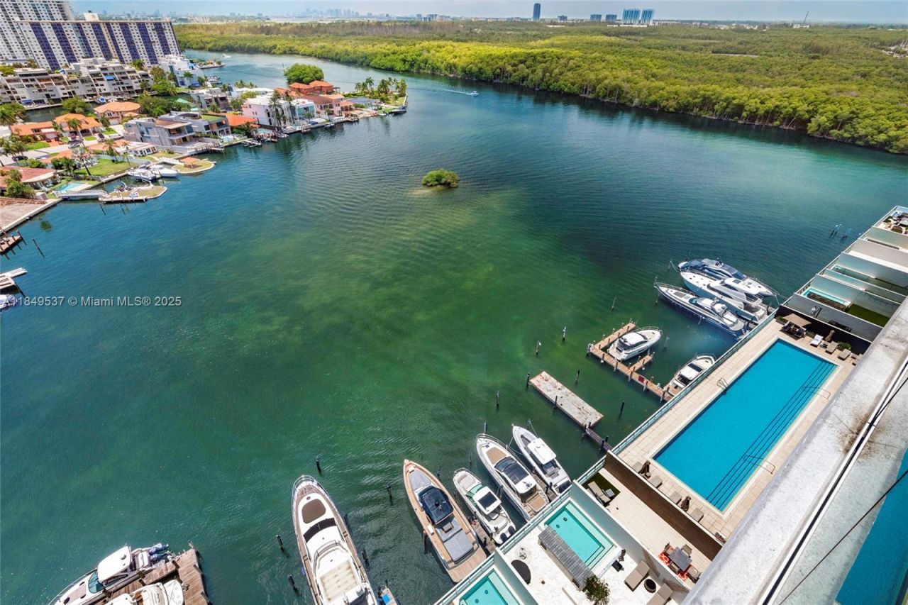 400 Sunny Isles Blvd, Unit 1819 ONE L, Sunny Isles Beach, FL 33160 Photo