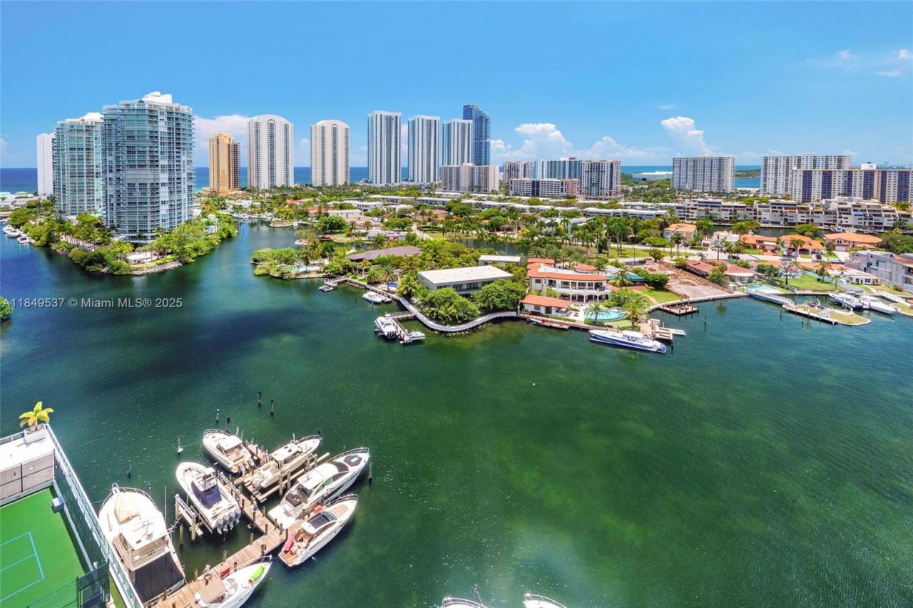 400 Sunny Isles Blvd, Unit 1819 ONE L, Sunny Isles Beach, FL 33160 Photo