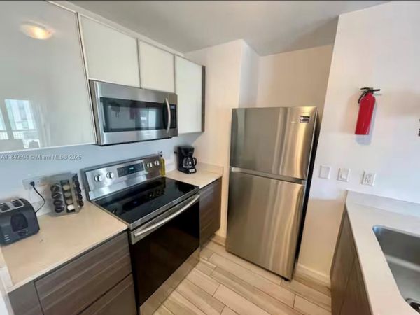 481 NE 29th St, Unit 705, Miami, FL 33137