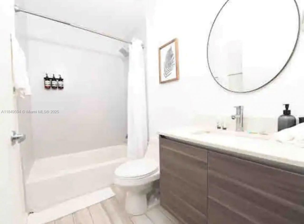 481 NE 29th St, Unit 705, Miami, FL 33137 Photo