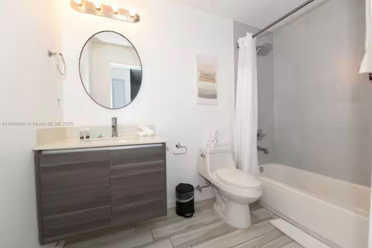 481 NE 29th St, Unit 705, Miami, FL 33137 Photo