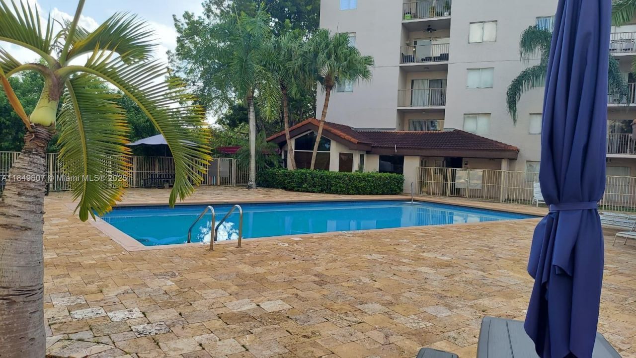 15231 SW 80th St, Unit 209, Miami, FL 33193 Photo