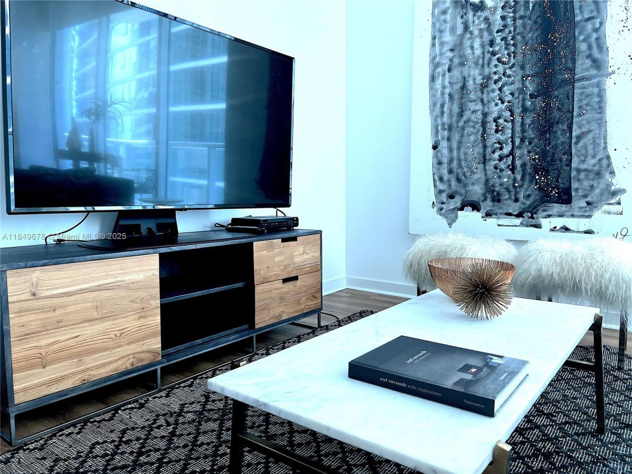 300 S Biscayne Blvd, Unit T-1602, Miami, FL 33131 Photo