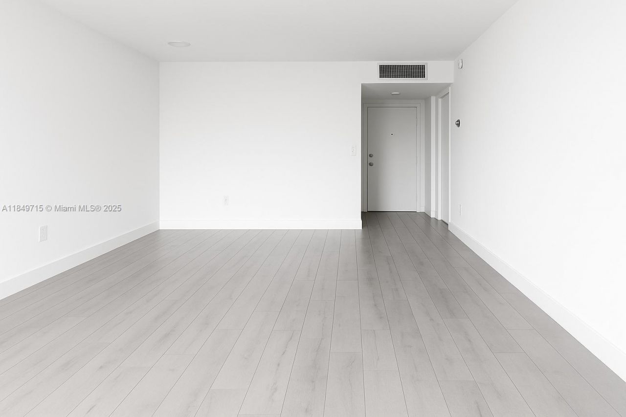 2016 Bay Dr, Unit 202, Miami Beach, FL 33141 Photo