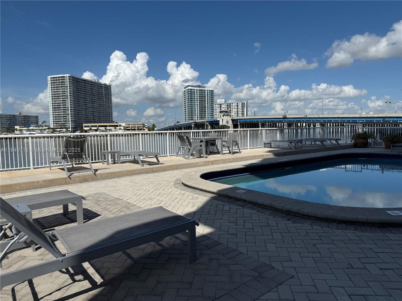 2016 Bay Dr, Unit 202, Miami Beach, FL 33141 Photo