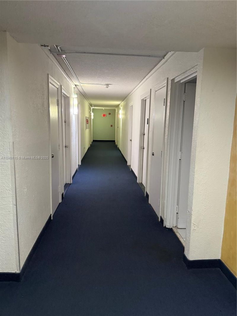 2016 Bay Dr, Unit 202, Miami Beach, FL 33141 Photo