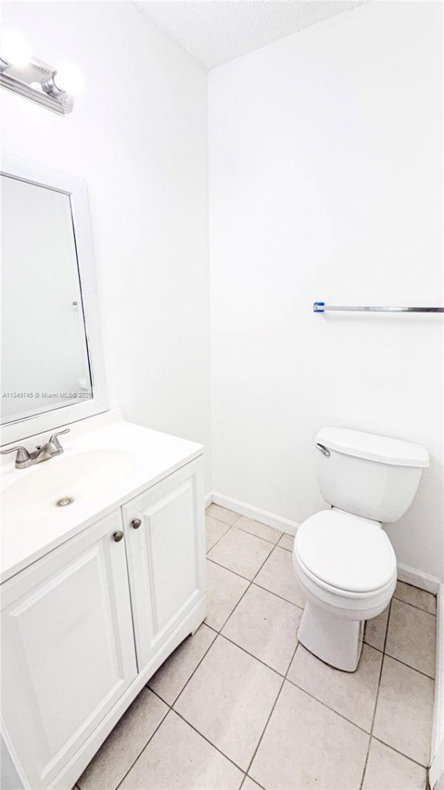 3200 NW 5th Ter, Unit 8, Pompano Beach, FL 33064 Photo