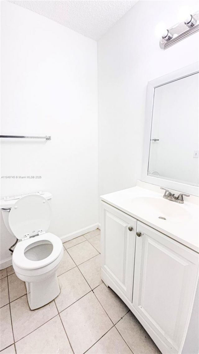 3200 NW 5th Ter, Unit 8, Pompano Beach, FL 33064 Photo