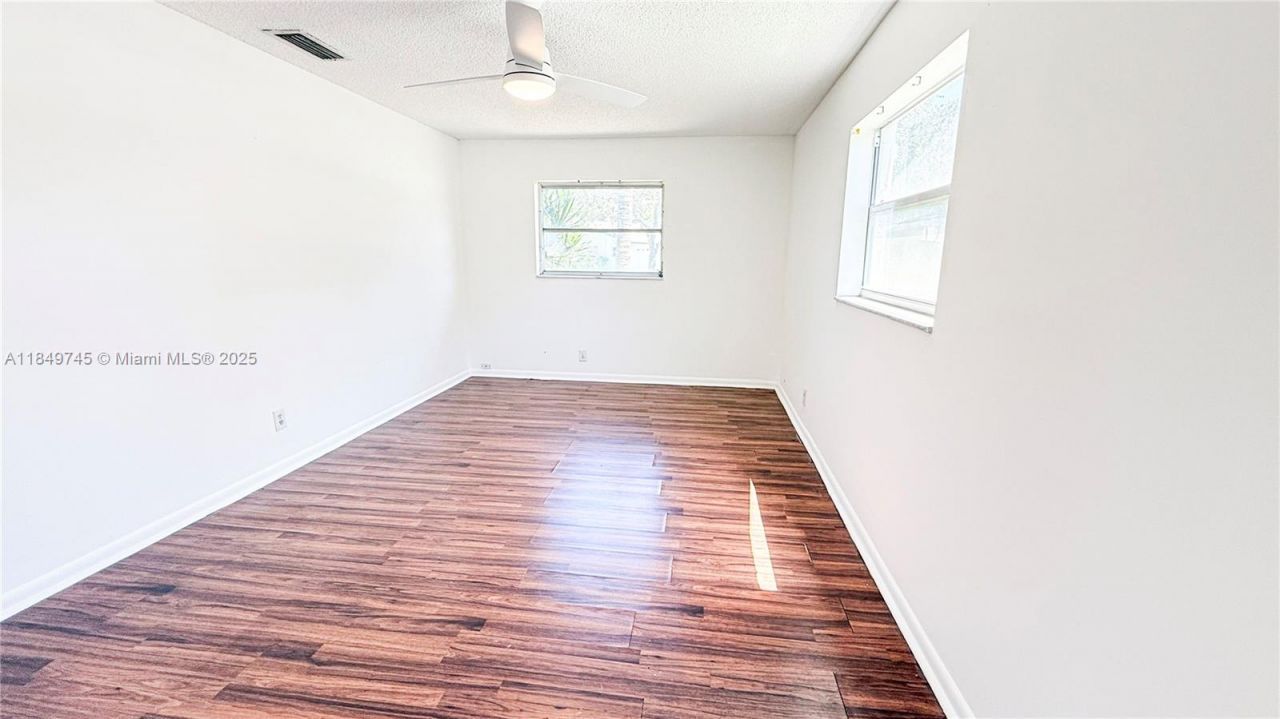 3200 NW 5th Ter, Unit 8, Pompano Beach, FL 33064 Photo