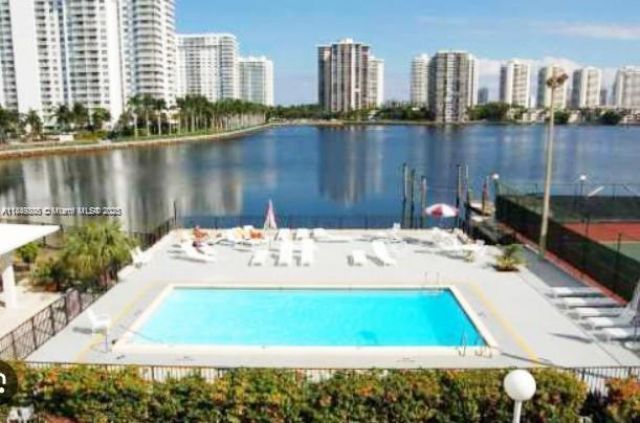 2750 NE 183rd St, Unit 1404, Aventura, FL 33160 Photo