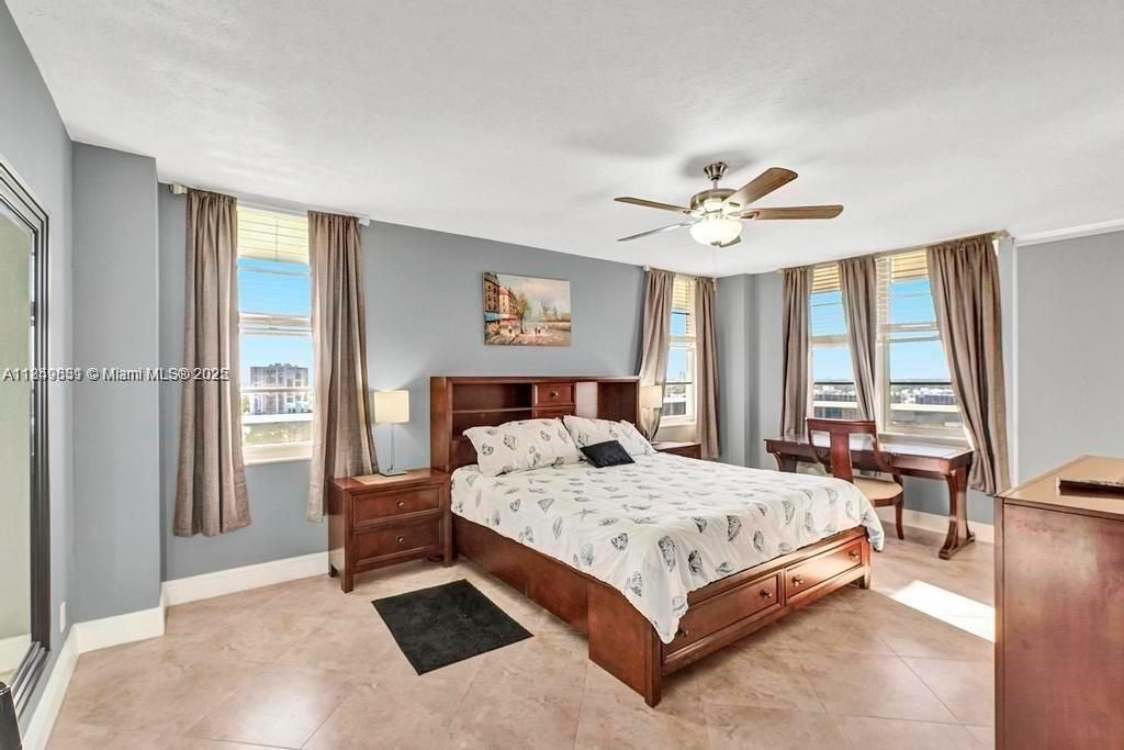 Please Call For Address, Unit PH27, Hollywood, FL 33019 Photo