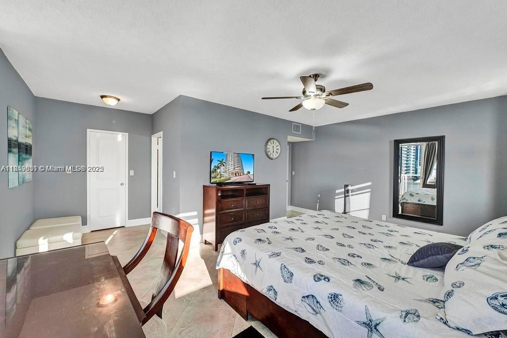Please Call For Address, Unit PH27, Hollywood, FL 33019 Photo