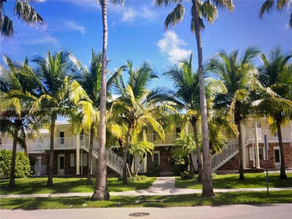 100 Sunrise Dr, Unit 9, Key Biscayne, FL 33149