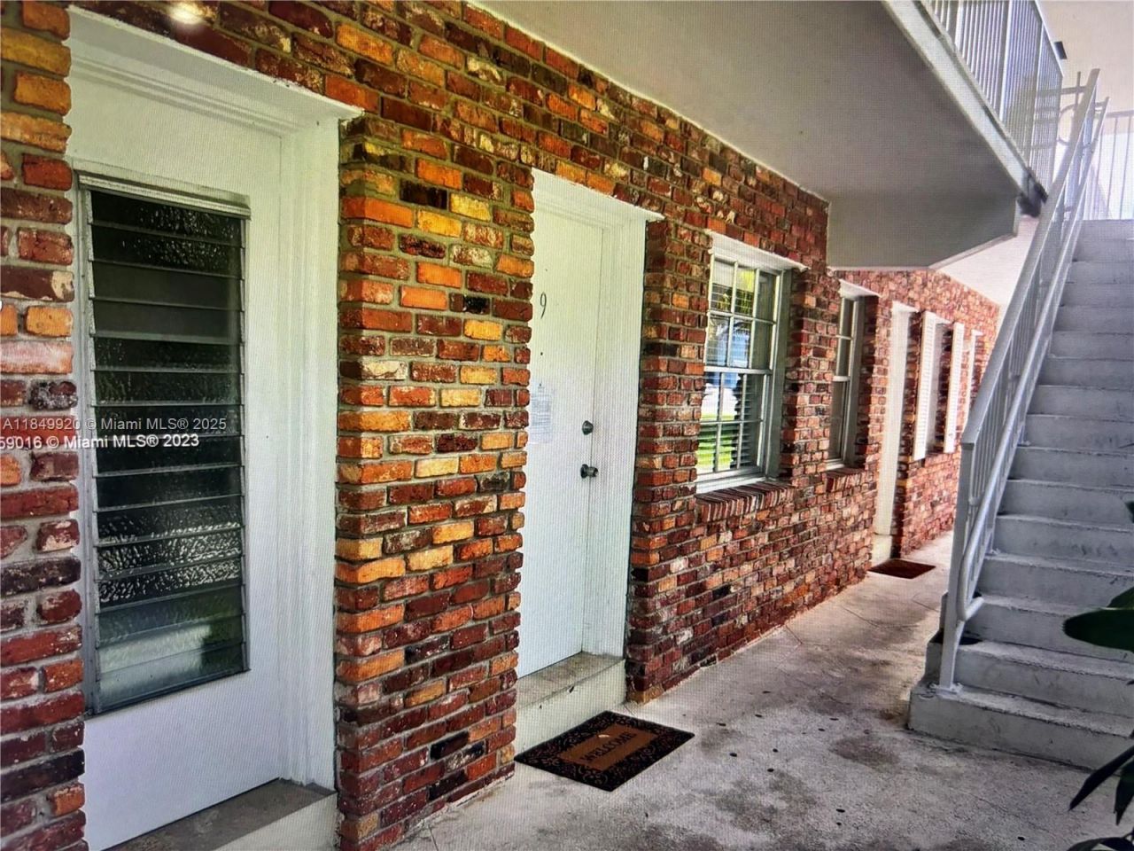 100 Sunrise Dr, Unit 9, Key Biscayne, FL 33149 Photo