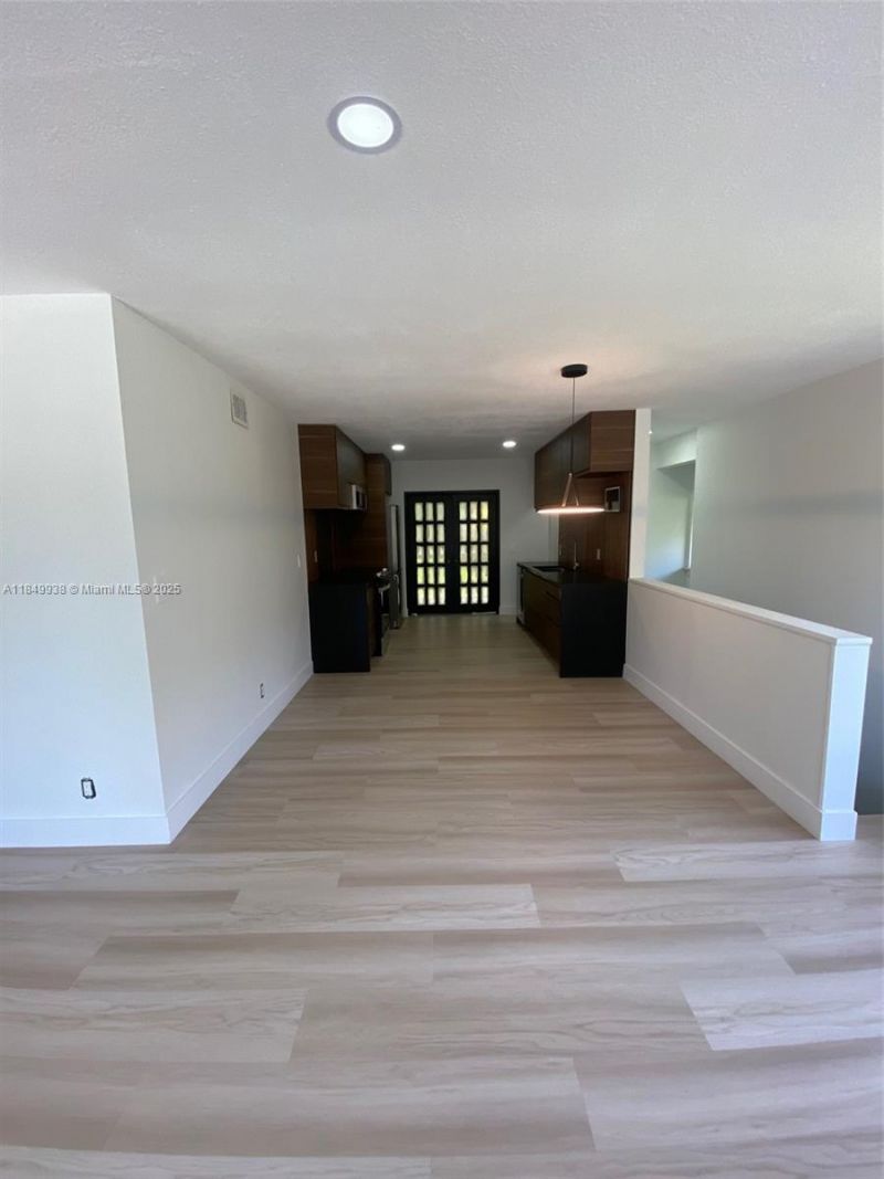 241 Wimbledon Lake Dr, Unit 241, Plantation, FL 33324 Photo