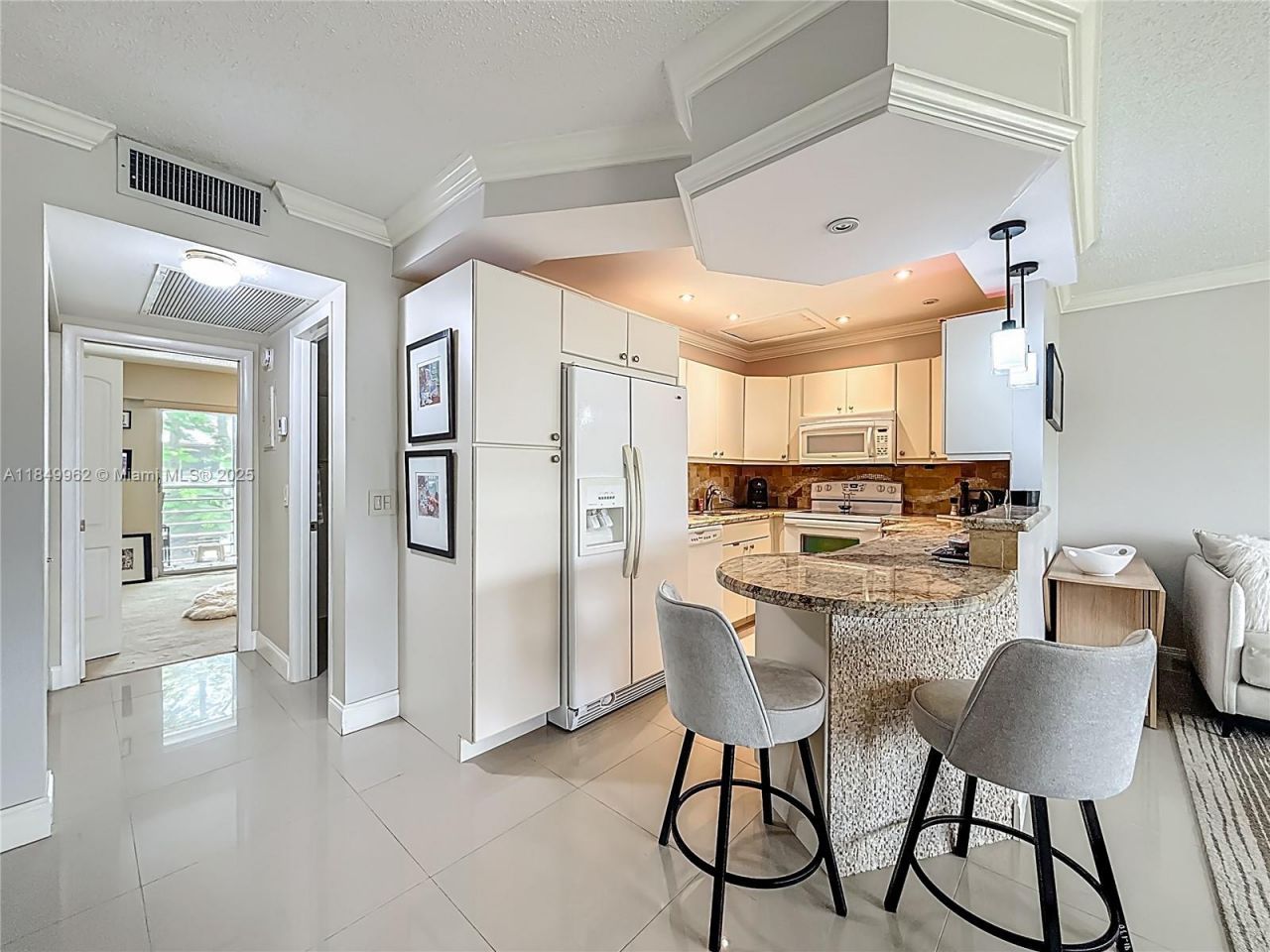 618 Fanshaw O, Unit 618, Boca Raton, FL 33434 Photo