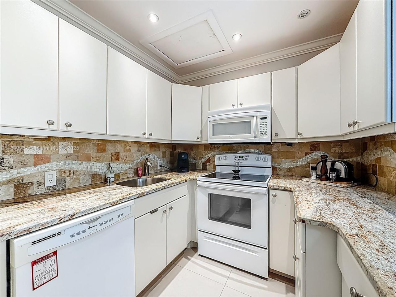 618 Fanshaw O, Unit 618, Boca Raton, FL 33434 Photo