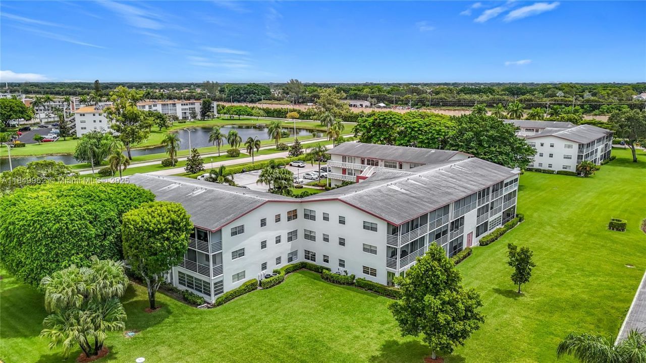 618 Fanshaw O, Unit 618, Boca Raton, FL 33434 Photo