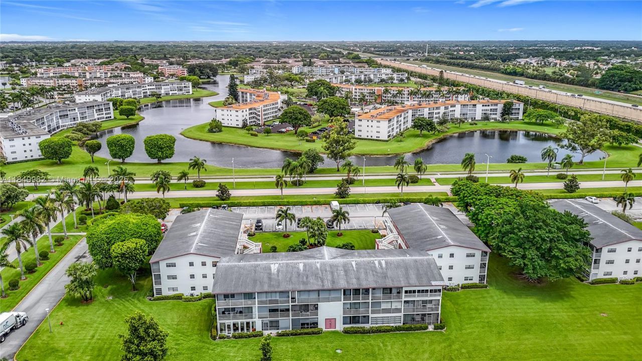 618 Fanshaw O, Unit 618, Boca Raton, FL 33434 Photo